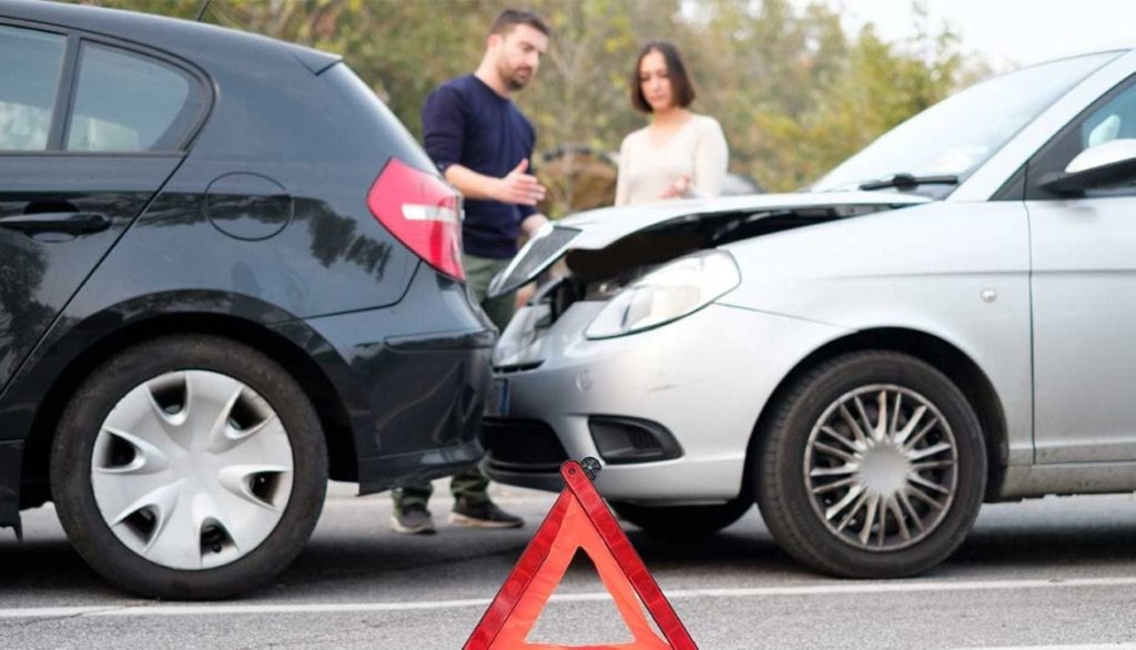 5 important facts to know before hiring a car accident lawyer in LA