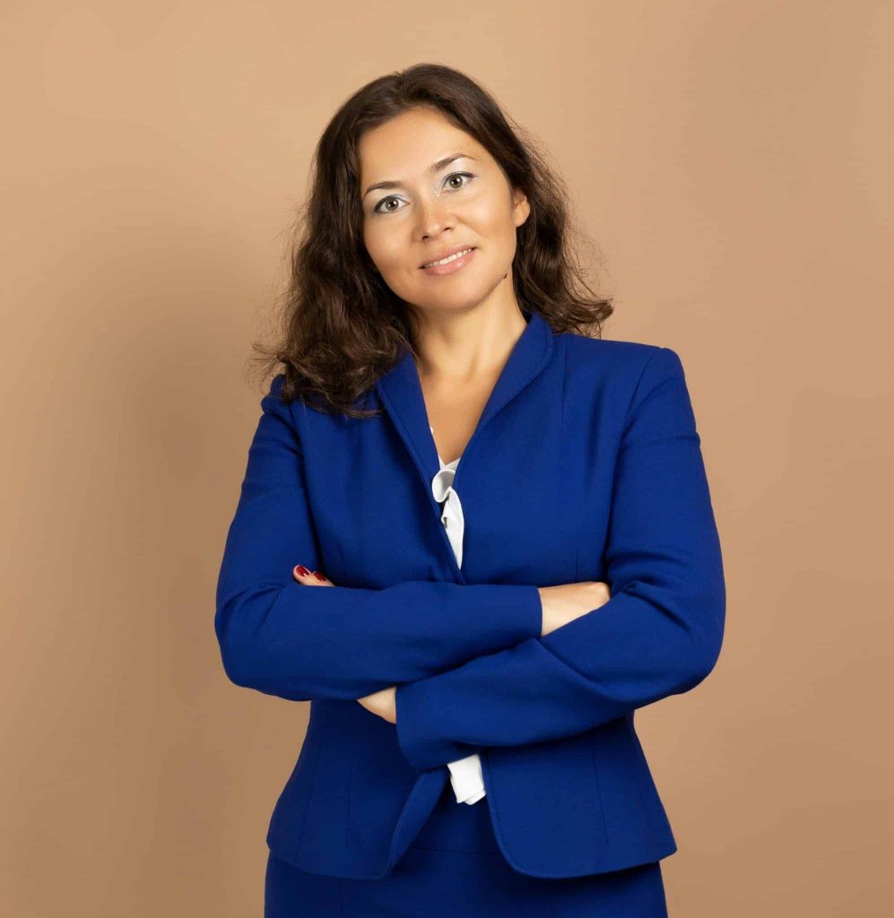 Leveraging Global Market Leaders to Enhance National Advantages